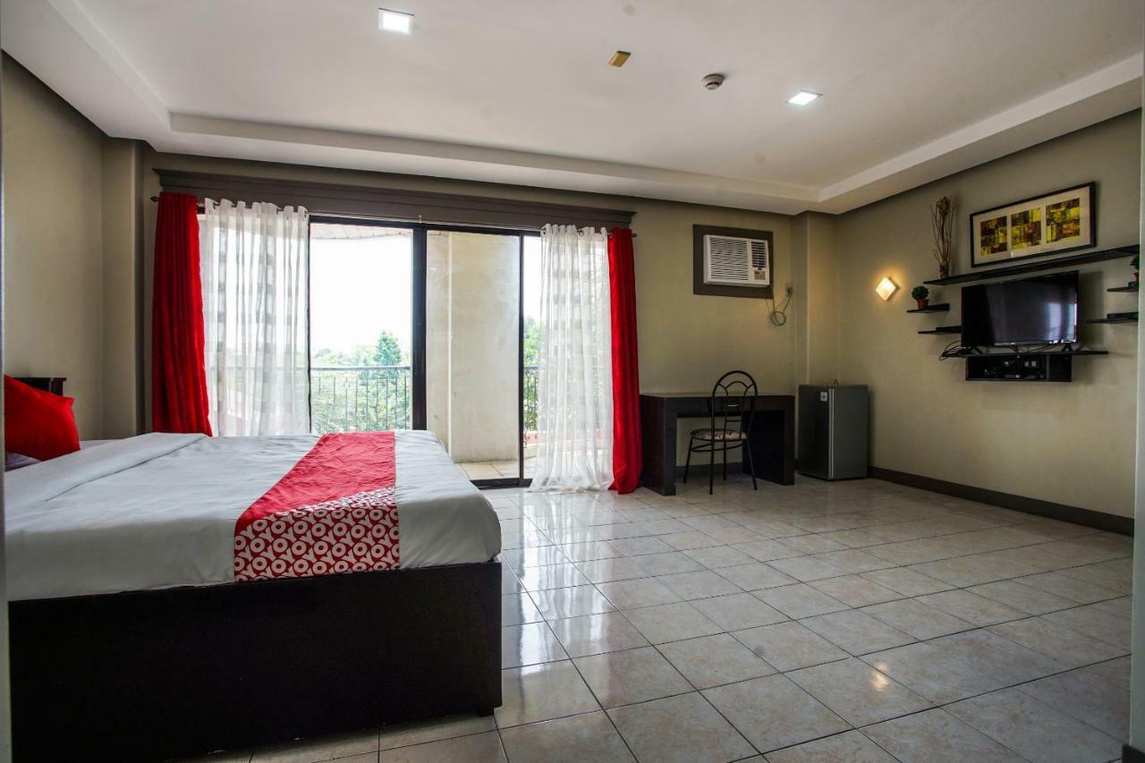 Oyo 192 Tcc Condo-Hostel Davao Exterior photo